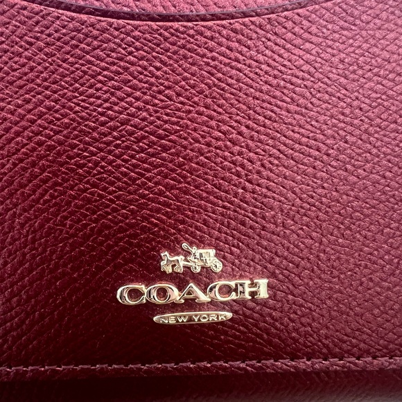 Coach Accordion Zip Metallic Wallet - Picture 3 of 10